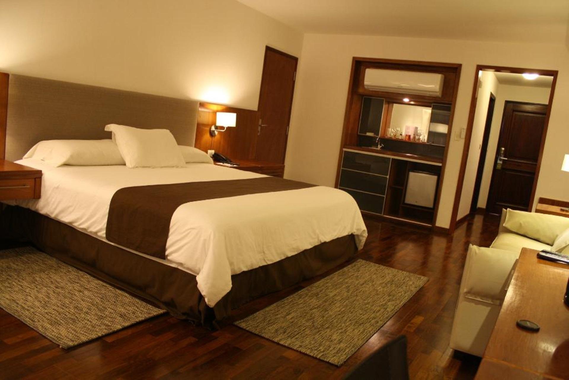 Yacht & Golf Club Paraguayo, A Tribute Portfolio Resort Lambare Eksteriør billede